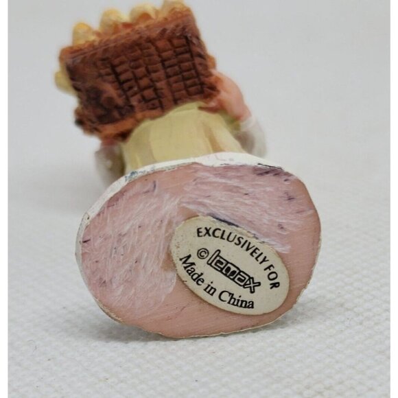Vintage Rare  Lemax Baker With Basket Of Bread Figurine Home Décor Shelf Sitter - Picture 8 of 11